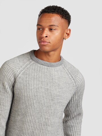 DRYKORN Pullover 'Titzian' in Grau