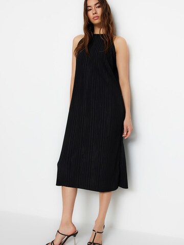 Trendyol Sukienka w kolorze czarny