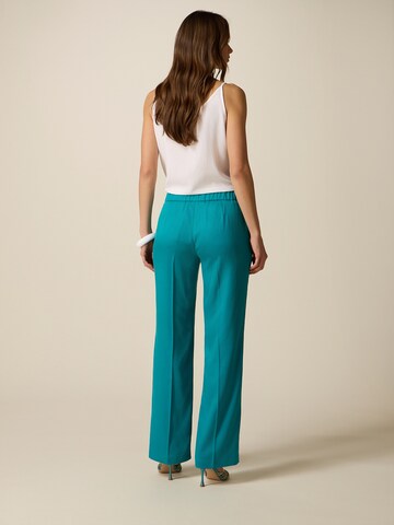 oltre Regular Trousers in Blue