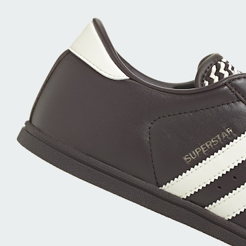 Baskets basses 'Superstar Lo Pro' ADIDAS ORIGINALS en marron