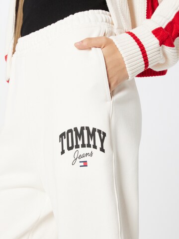 Tommy Jeans Zúžený strih Nohavice - biela