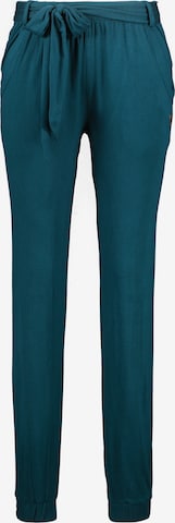 Alife and Kickin Tapered Pants 'AliceAK' in Green: front