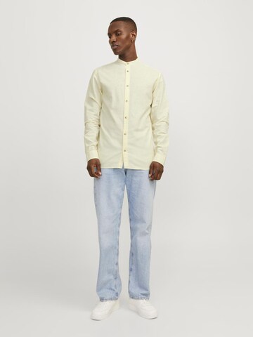 JACK & JONES Comfort fit Button Up Shirt in Yellow