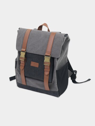 Bavarian Caps Backpack in Grey: front