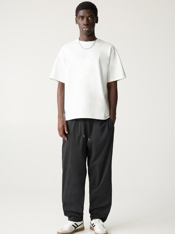 Loosefit Pantalon Pull&Bear en noir