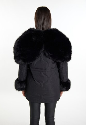 faina Winter Jacket in Black