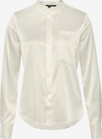 HECHTER PARIS Blouse in White: front