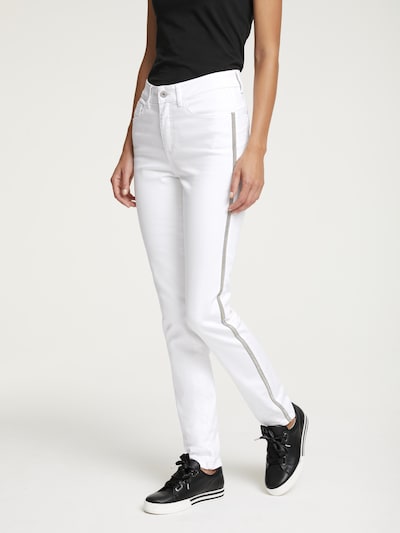 Jeans heine pe alb, Vizualizare model
