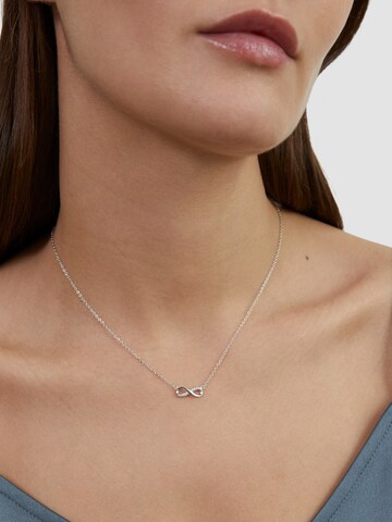 s.Oliver Necklace in Silver