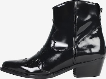Scalpers Cowboy Boots in Black: front