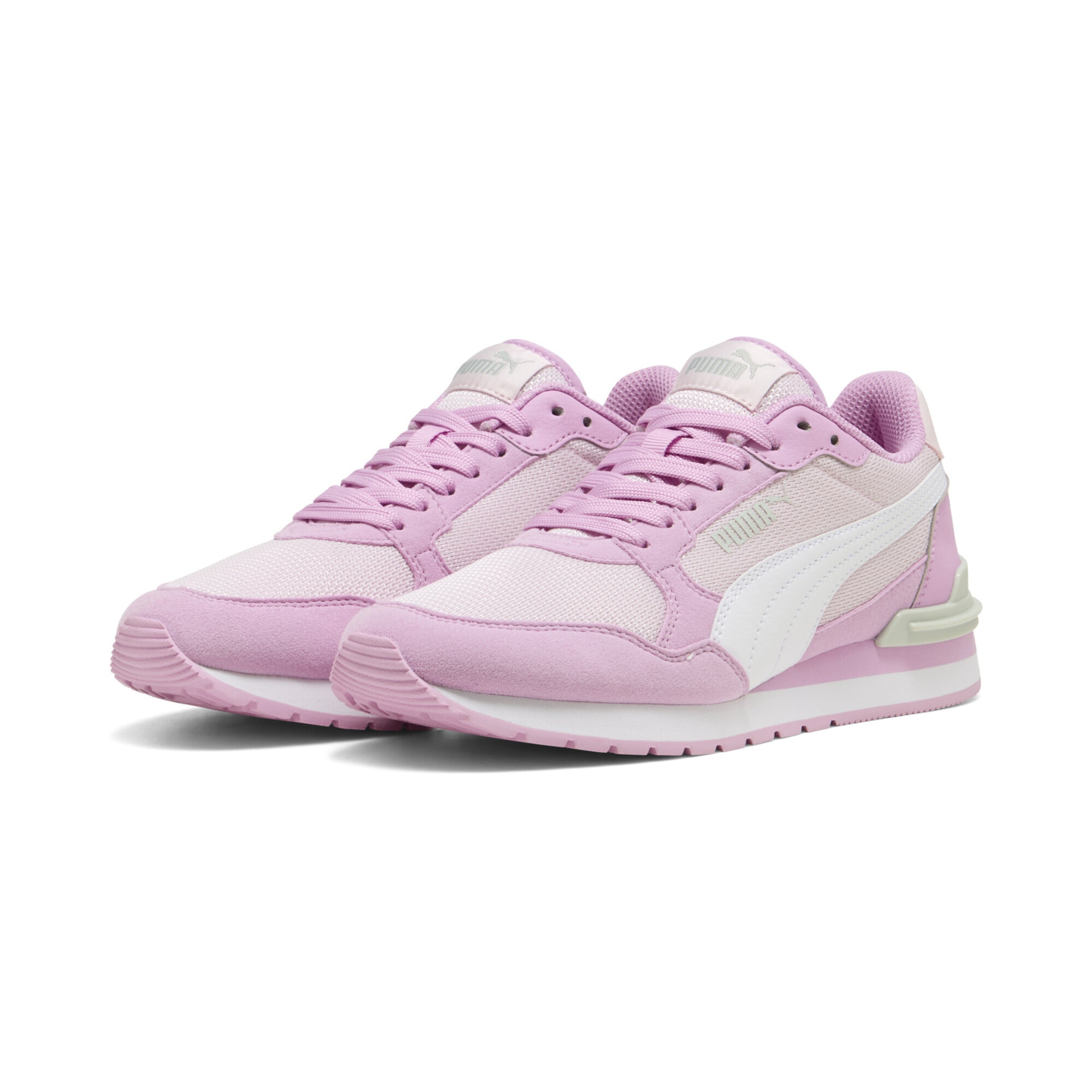 PUMA Sneakers in Roze