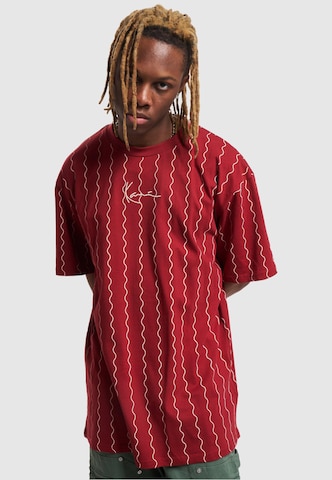 sarkans Karl Kani T-Krekls: no priekšpuses