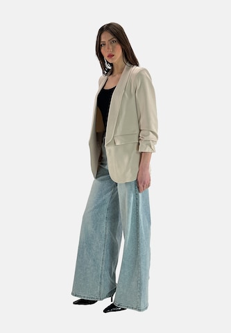 Elara Blazers in Beige