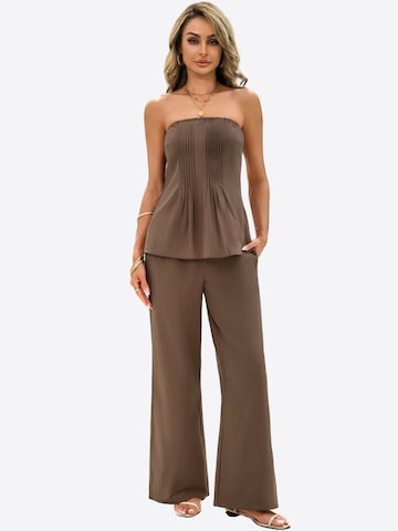 Costum cu pantaloni de la Imily Bela pe maro: față