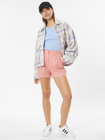 Sisley Regular Shorts in Pink