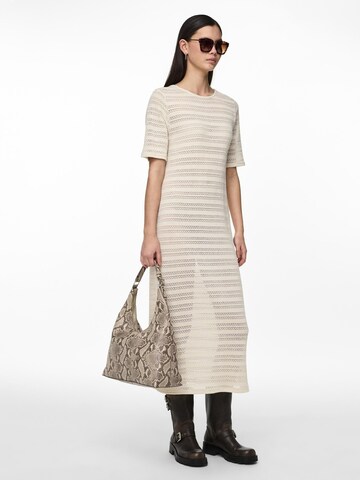 PIECES Gebreide jurk 'PCAgda' in Beige
