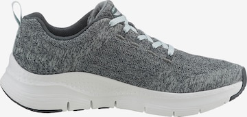 Sneaker bassa 'Arch Fit' di SKECHERS in grigio