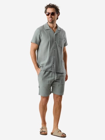 Seaside Regular fit Button Up Shirt in Green