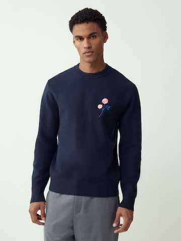 Next Pullover in Blau