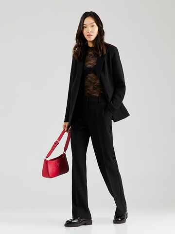 YAS Regular Hose 'LIKKA' in Schwarz