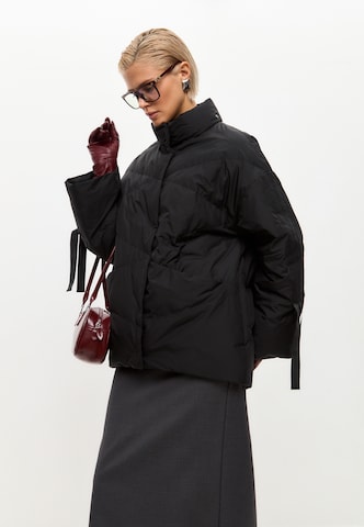 Veste d’hiver CESARE GASPARI en noir