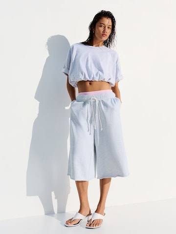 Wide leg Pantaloni de la Bershka pe gri