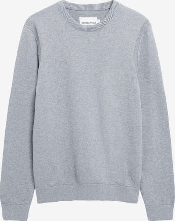 ARMEDANGELS Sweater 'MIKITAA' in Grey: front