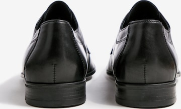 Pantofi cu șireturi 'ORLANDO' de la LLOYD pe negru