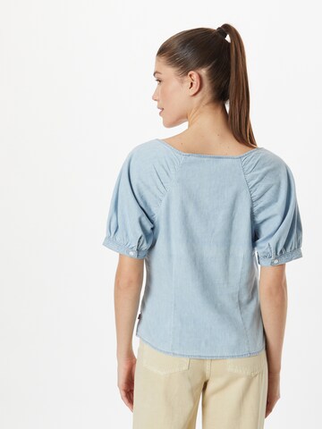 LEVI'S ® Blus 'Marta Raglan Short Sleeve Blouse' i blå