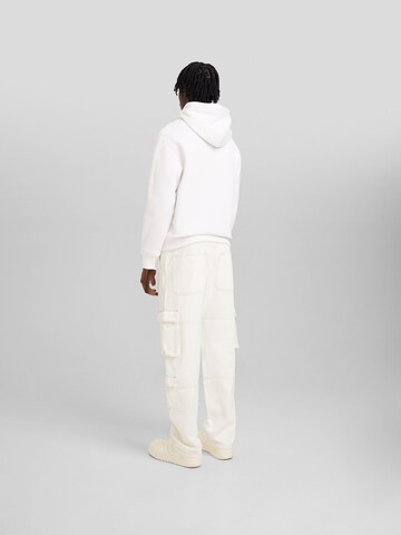 Bershka Loose fit Cargo Jeans in White