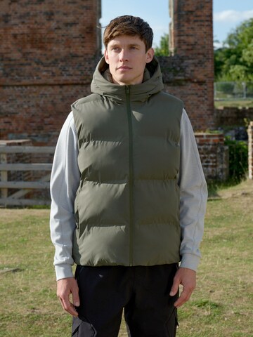 Next Weste in Grün: Vorderseite