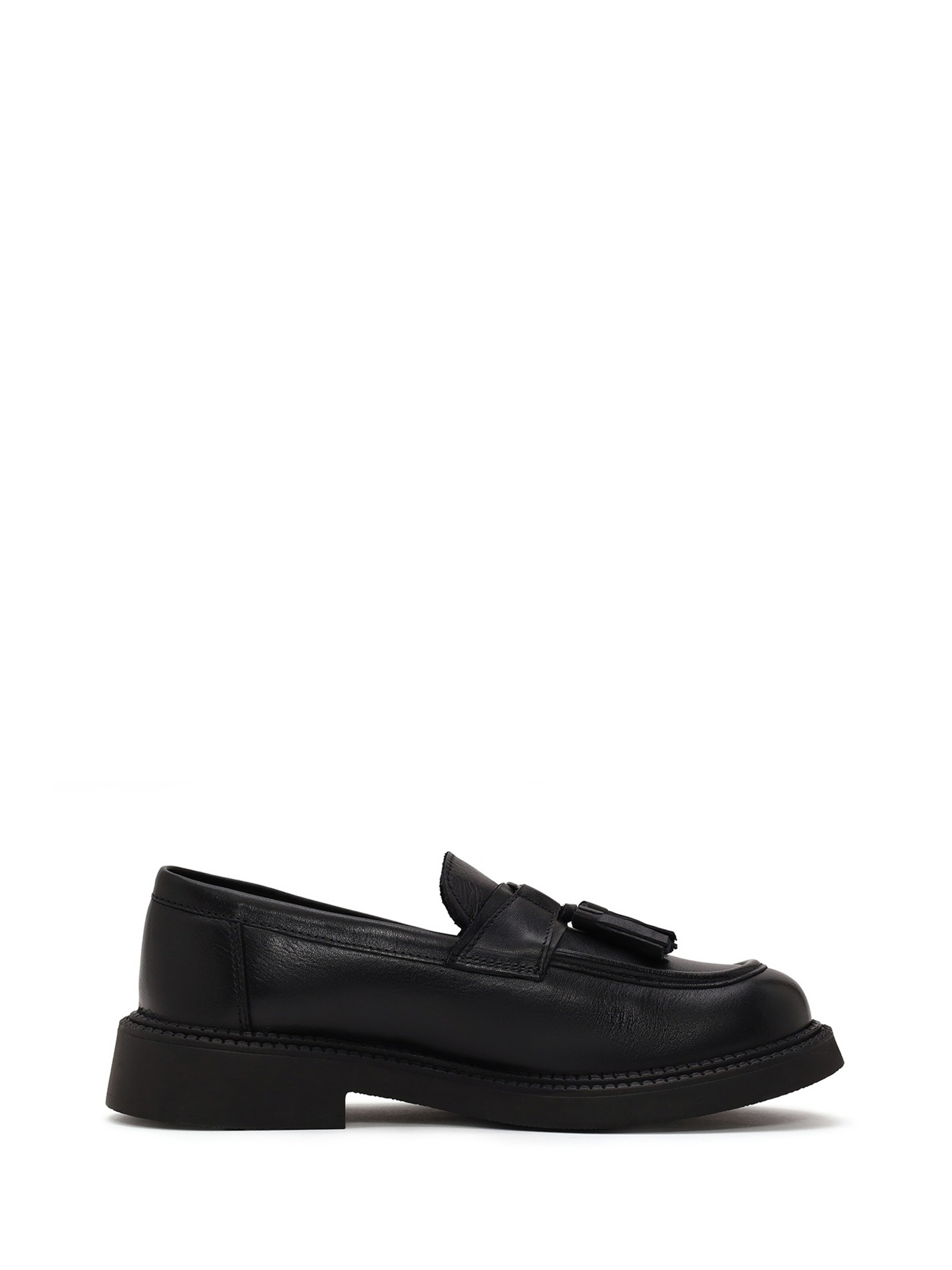Chaussure basse Derimod en noir