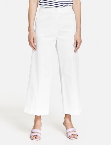 GERRY WEBER Wide leg Trousers with creases in White: front