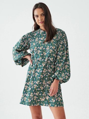 The Fated Dress 'Bennett' in Green: front