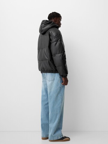 Bershka Jacke in Schwarz