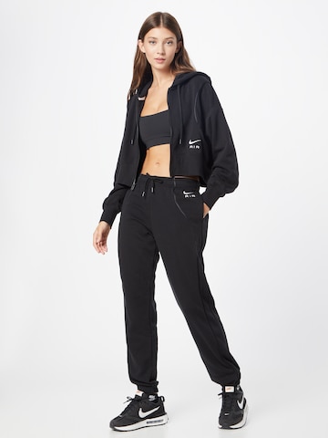 Nike Sportswear Дънки Tapered Leg Панталон в черно