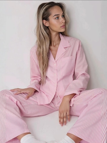 Hiccup Pajama in Pink: front