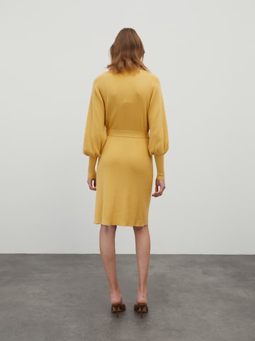 EDITED Pletené šaty 'Malene' - Žltá