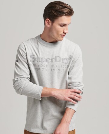 T-Shirt Superdry en gris : devant