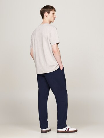 TOMMY HILFIGER - Camiseta en gris