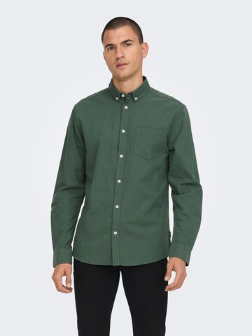 Coupe slim Chemise 'Alvaro' Only & Sons en vert : devant