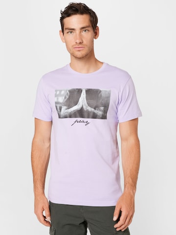 Mister Tee Shirt 'Pray' in Purple: front
