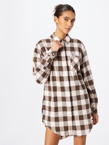 Urban Classics Shirt Dress in Brown: front