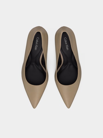 Calvin Klein Лодочки 'ESS' в Серый