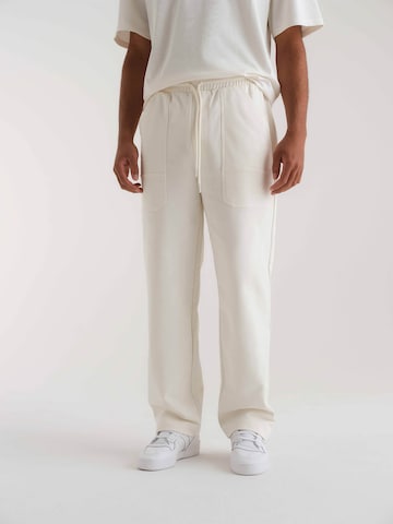 ABOUT YOU x Kevin Trapp Regular Trousers 'Jonathan' in White: front