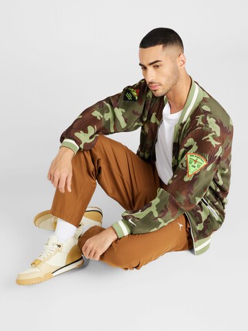 NIKE Sportovní bunda – hnědá
