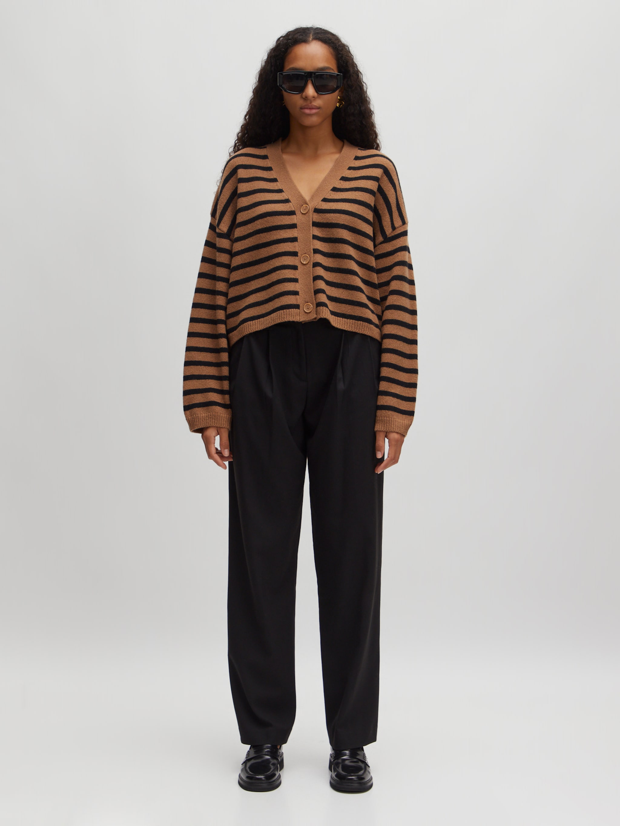 EDITED Produits Cardigan 'Edana' marron