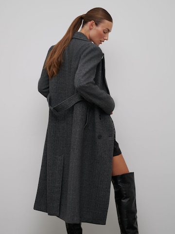 Cappotto di mezza stagione 'Kaley' di RÆRE by Lorena Rae in grigio