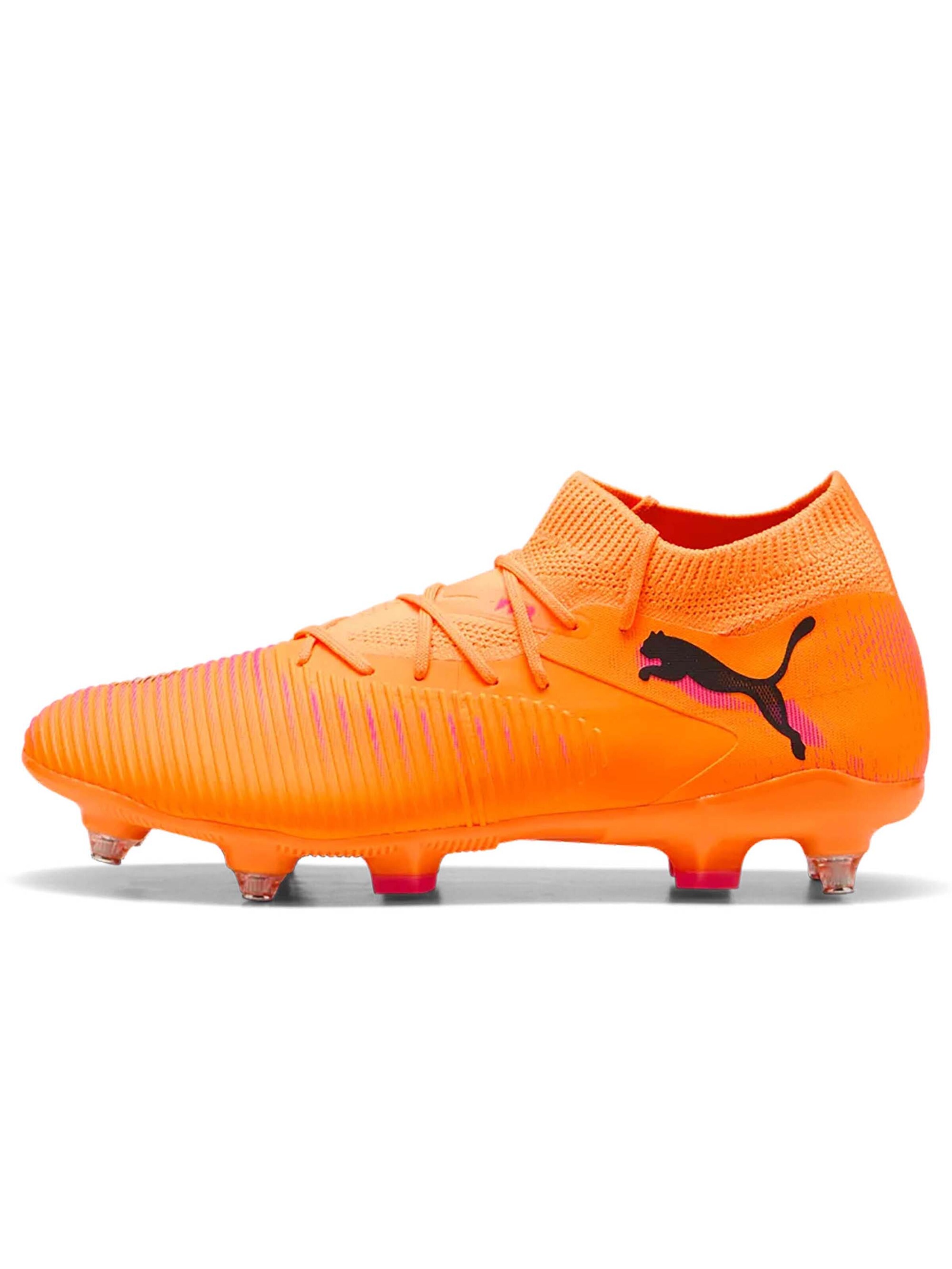 Chaussure de foot PUMA en orange