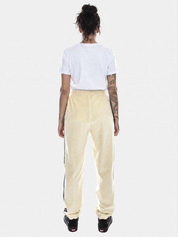Carhartt WIP Baggy Bukser 'W' Tila Pant Flour Beige' i beige